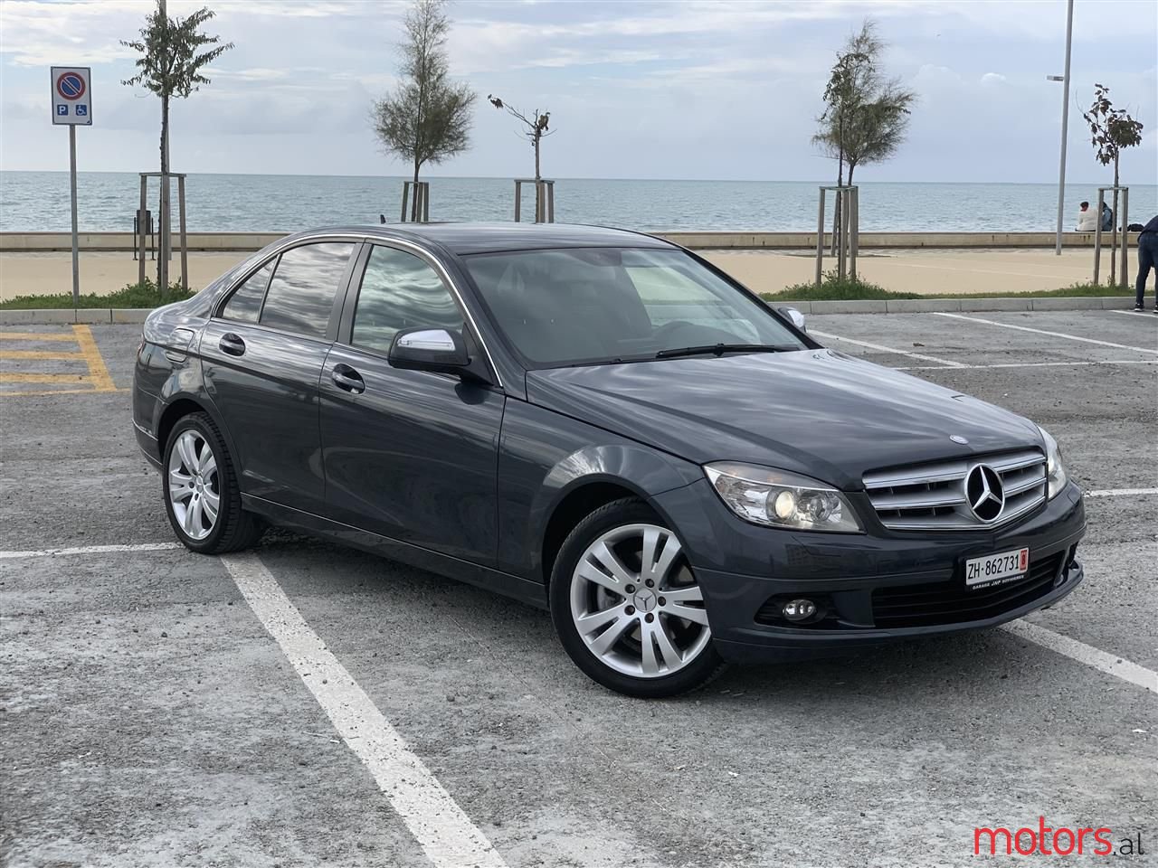 2008' Mercedes-Benz C 230 photo #1