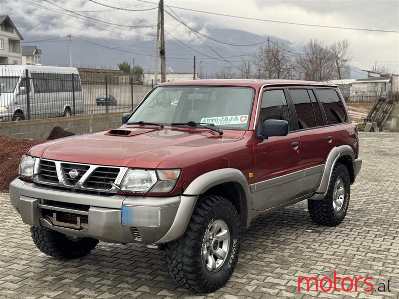 1999' Nissan Patrol photo #1