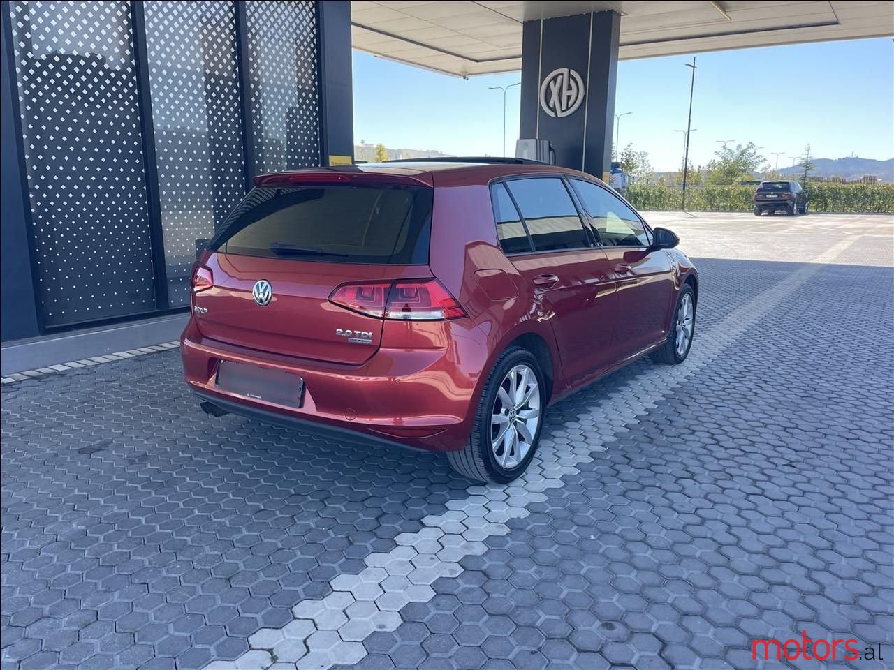 2014' Volkswagen Golf photo #2