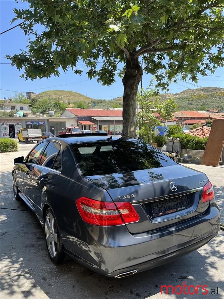 2012' Mercedes-Benz E 350 photo #4