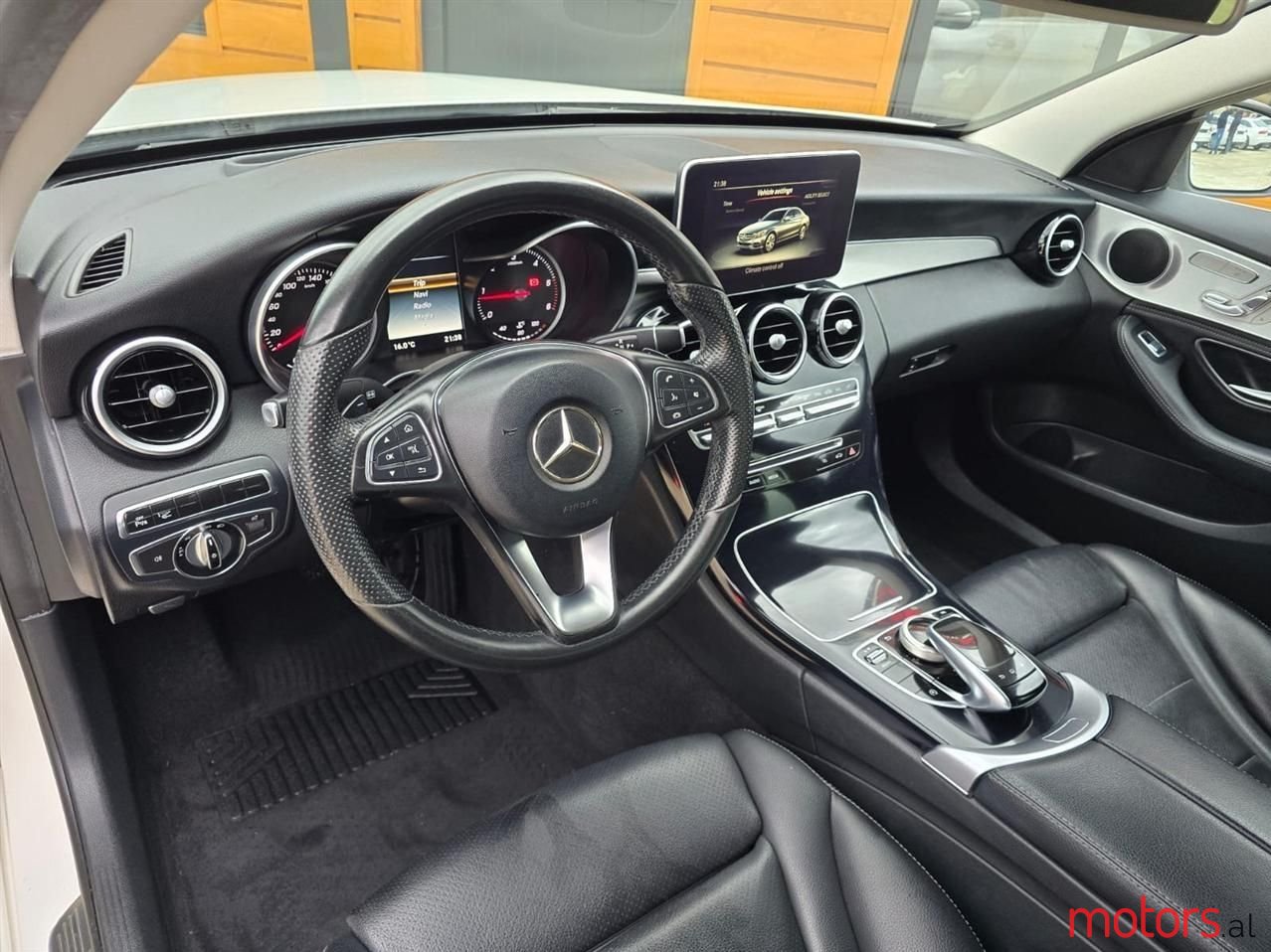 2015' Mercedes-Benz C 220 photo #6