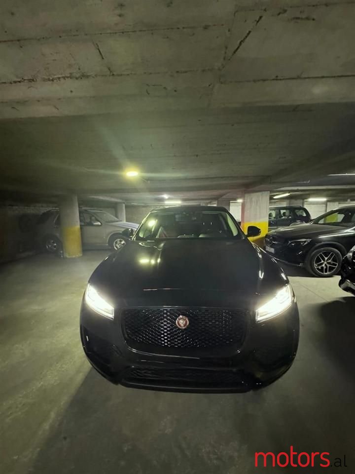 2017' Jaguar F-Pace photo #1
