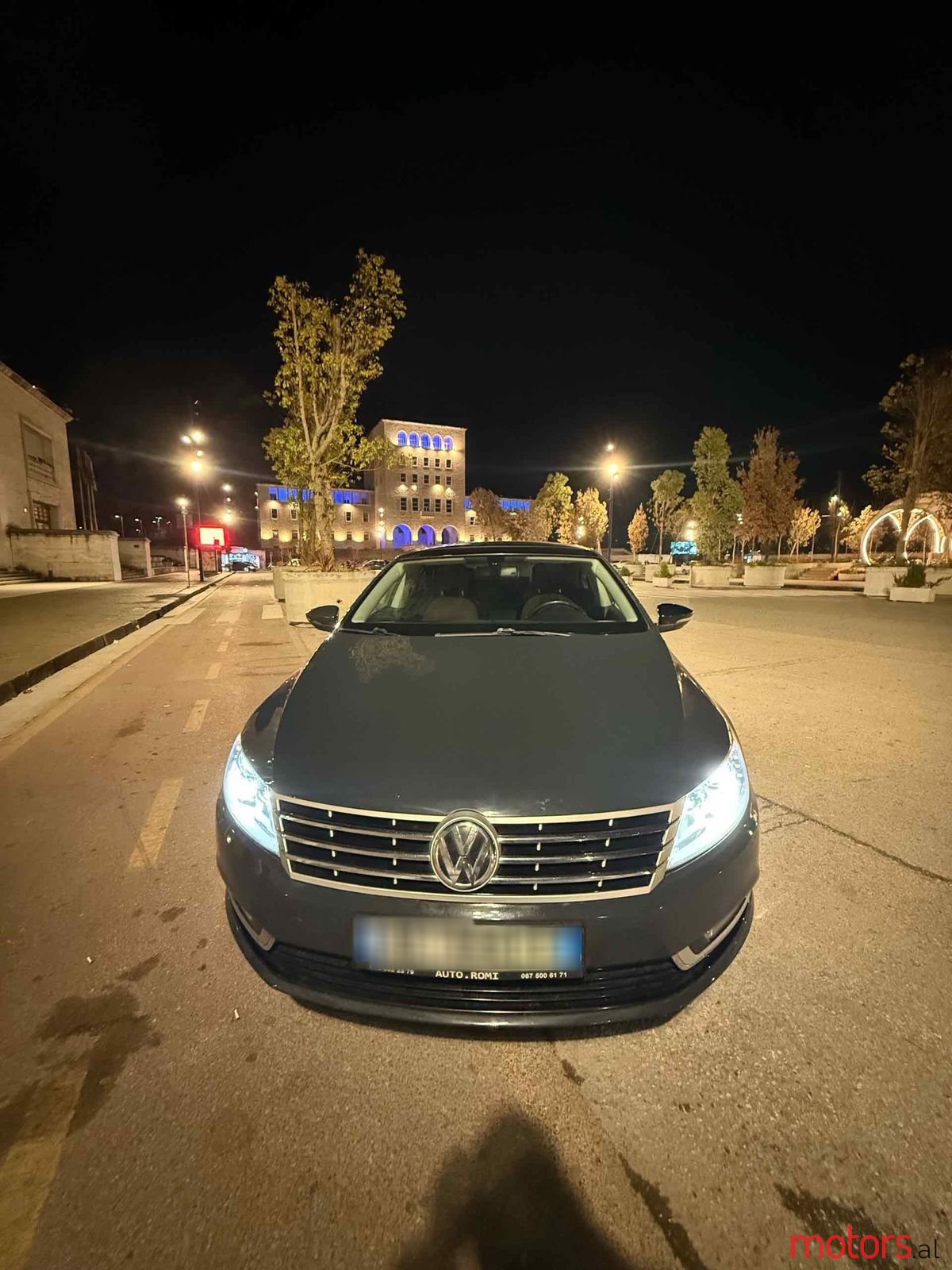 2013' Volkswagen Passat photo #3