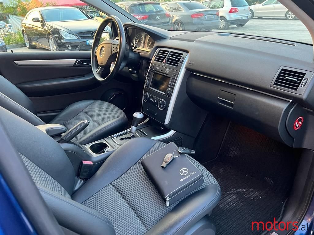 2008' Mercedes-Benz B 200 photo #5