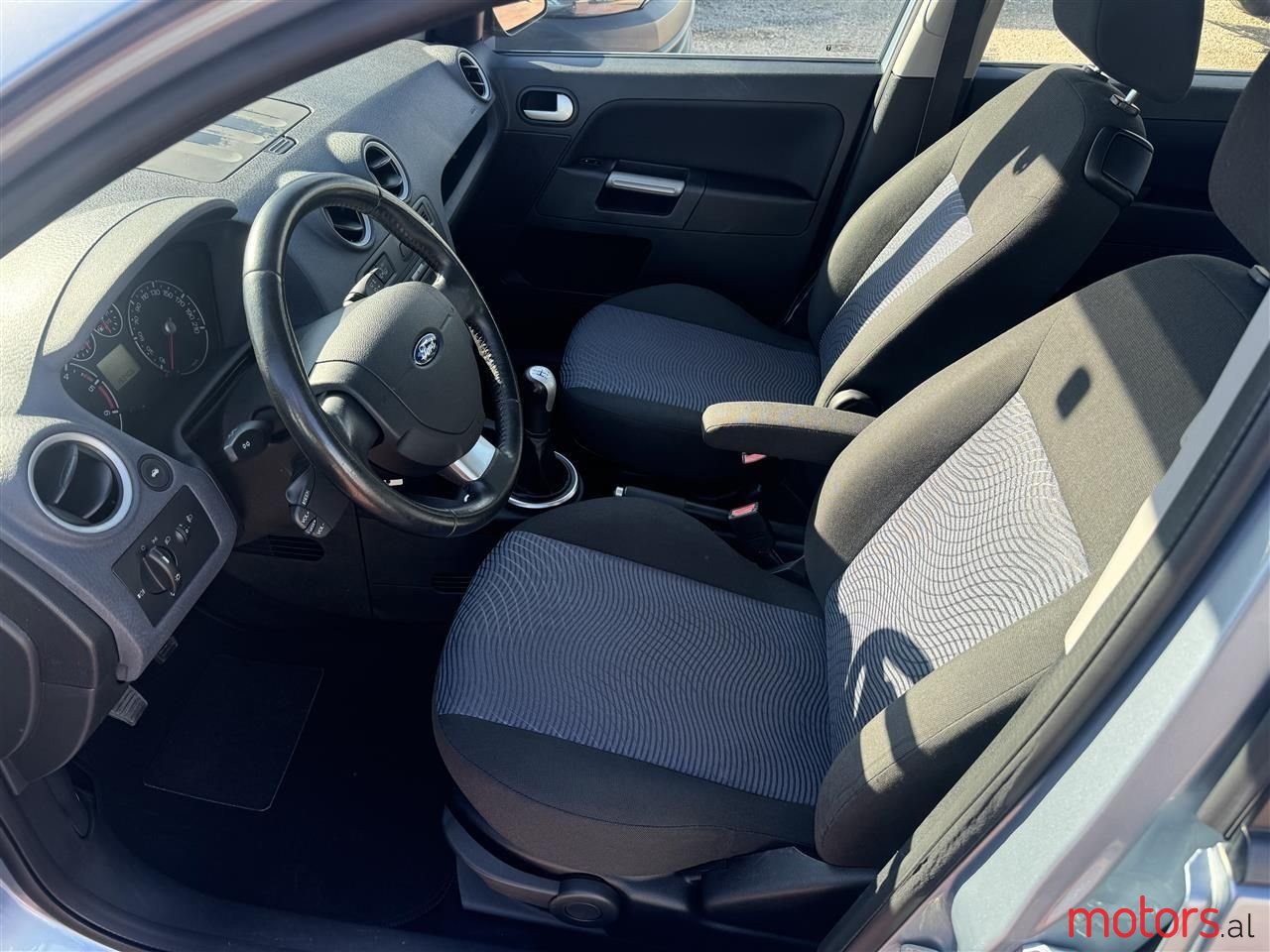 2007' Ford Fusion photo #2