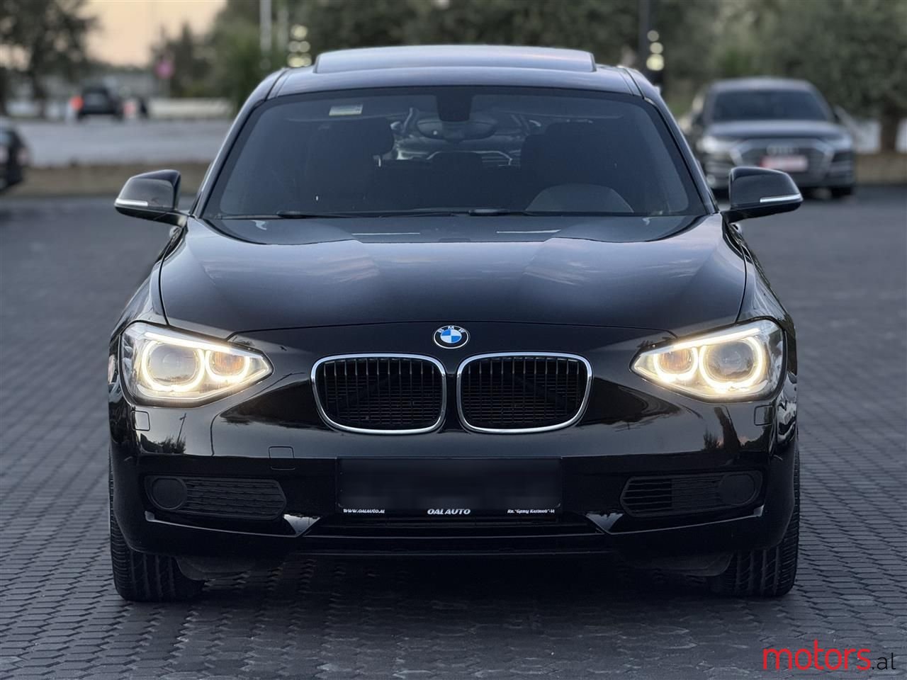 2012' BMW 120 photo #1