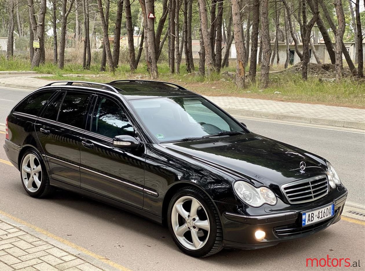 2004' Mercedes-Benz C 200 photo #1