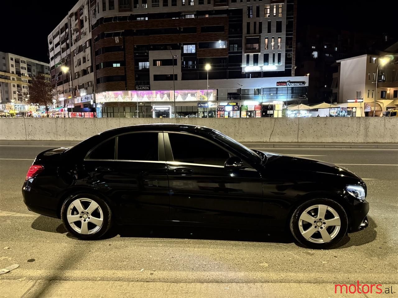 2017' Mercedes-Benz C 200 photo #2