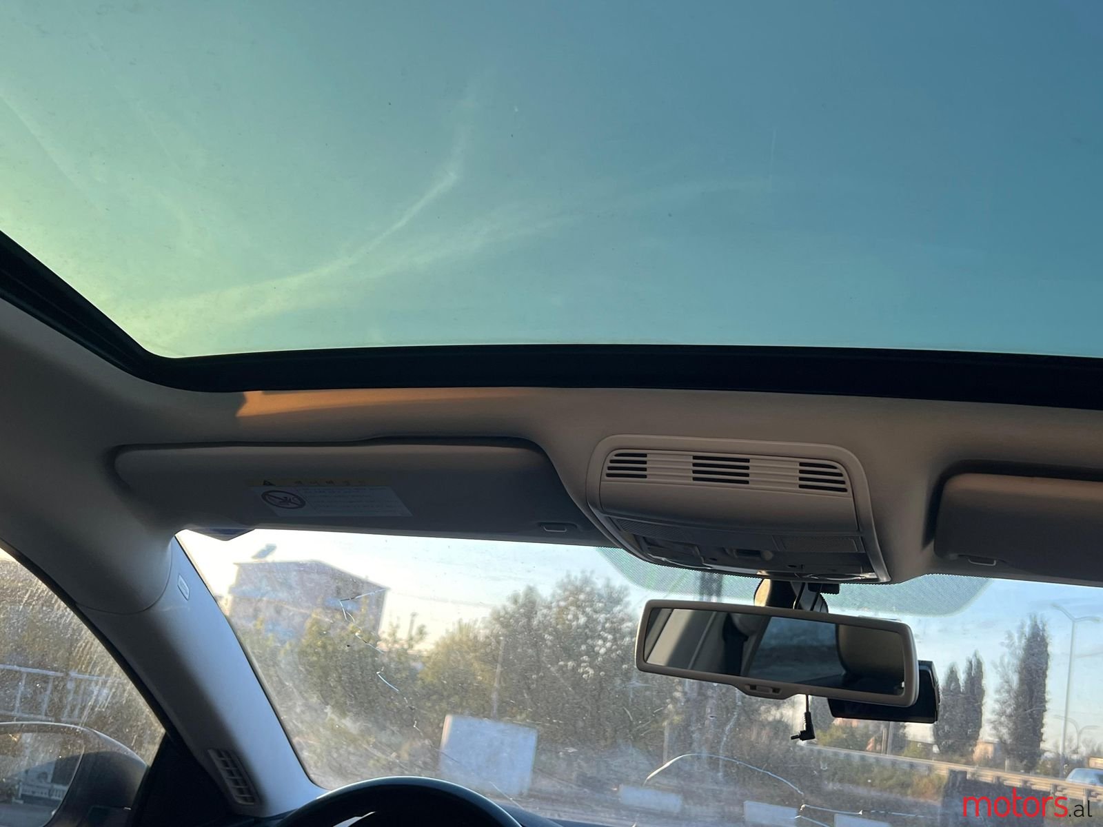 2016' Volkswagen Passat photo #5