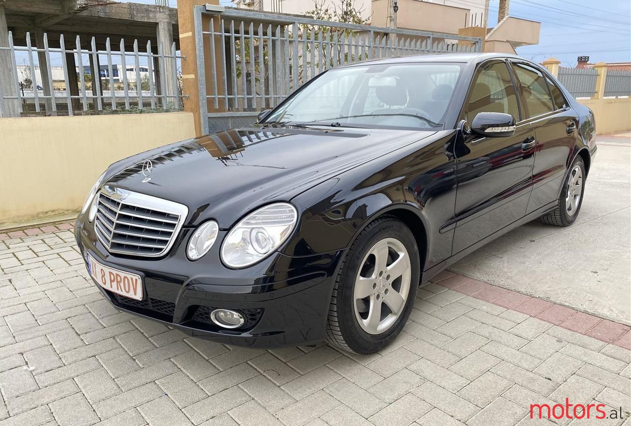 2007' Mercedes-Benz E 200 photo #1