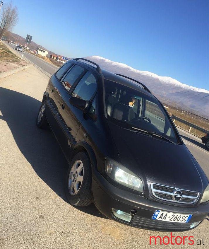 2004' Opel Zafira photo #1