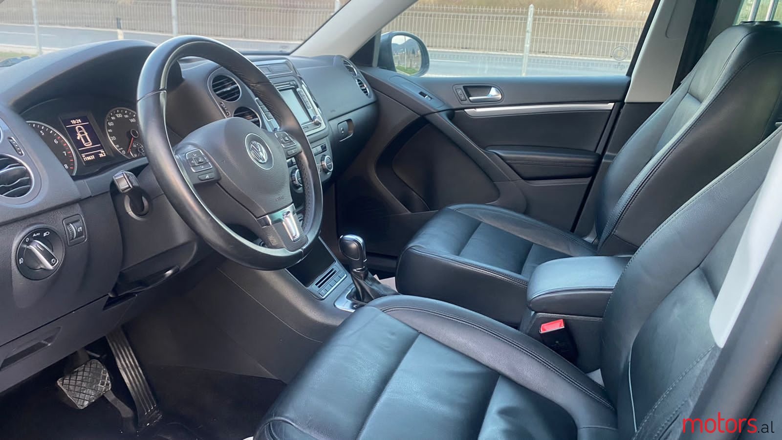 2013' Volkswagen Tiguan photo #6