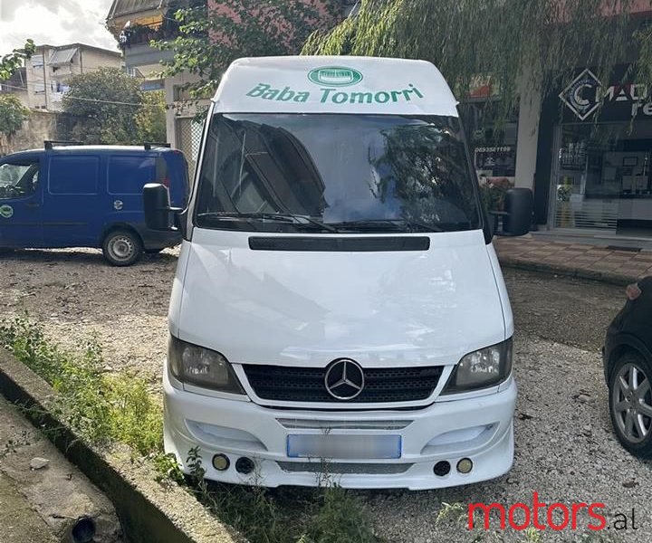 2001' Mercedes-Benz Sprinter photo #1
