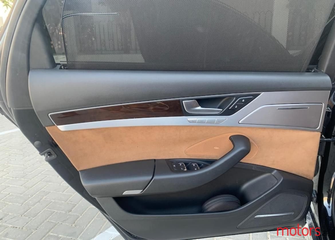 2015' Audi A8 photo #6