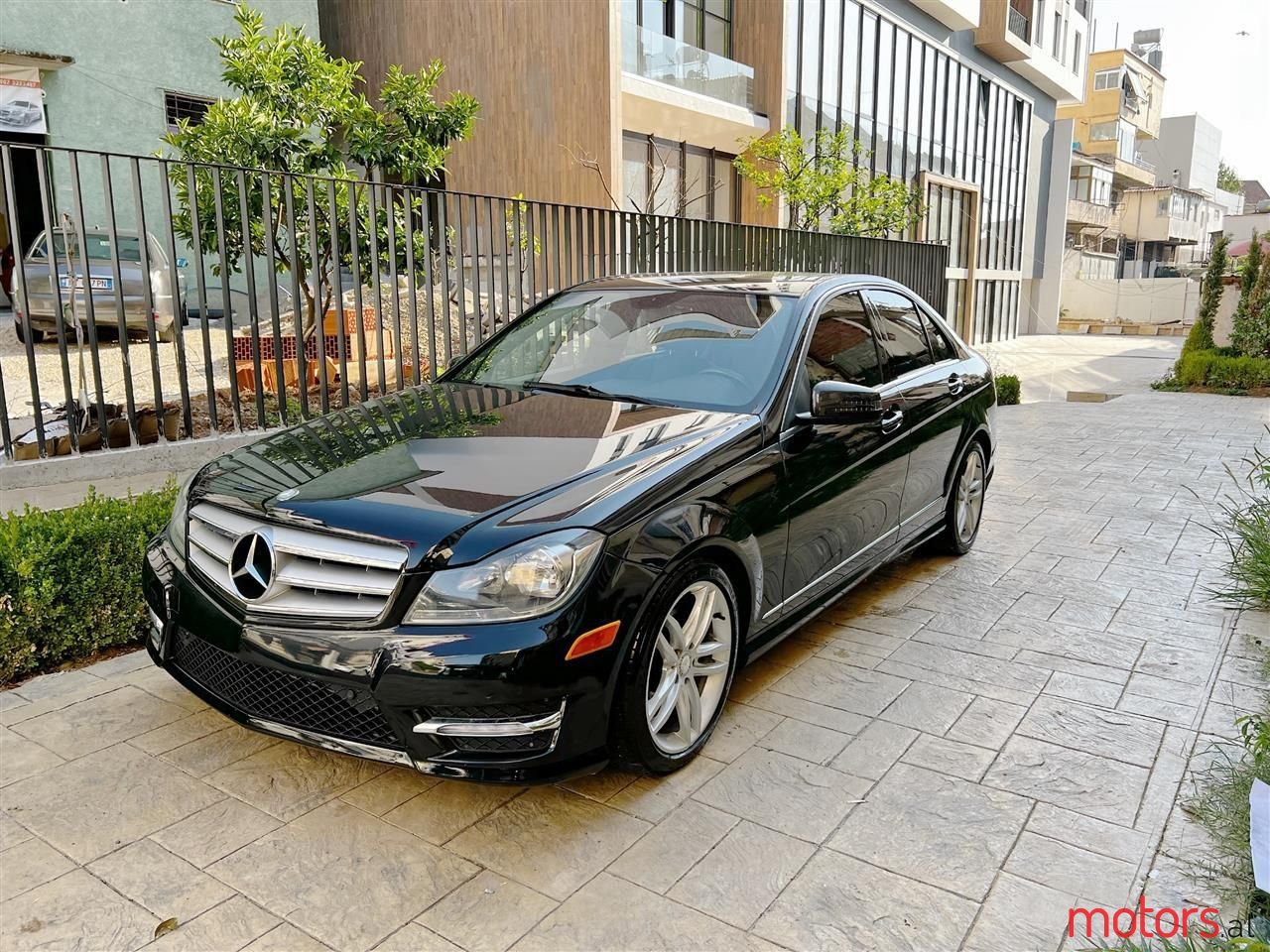2012' Mercedes-Benz C 250 photo #1
