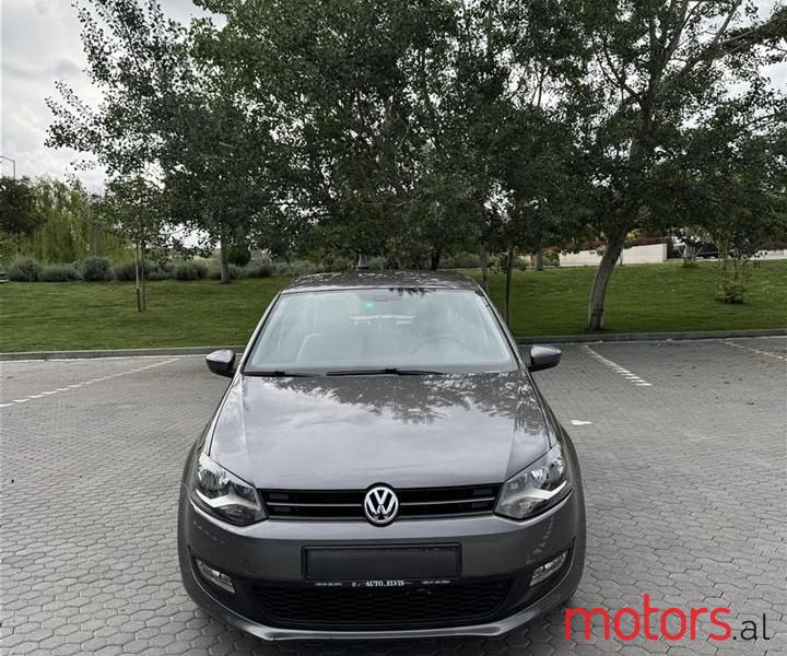 2010' Volkswagen Polo photo #1