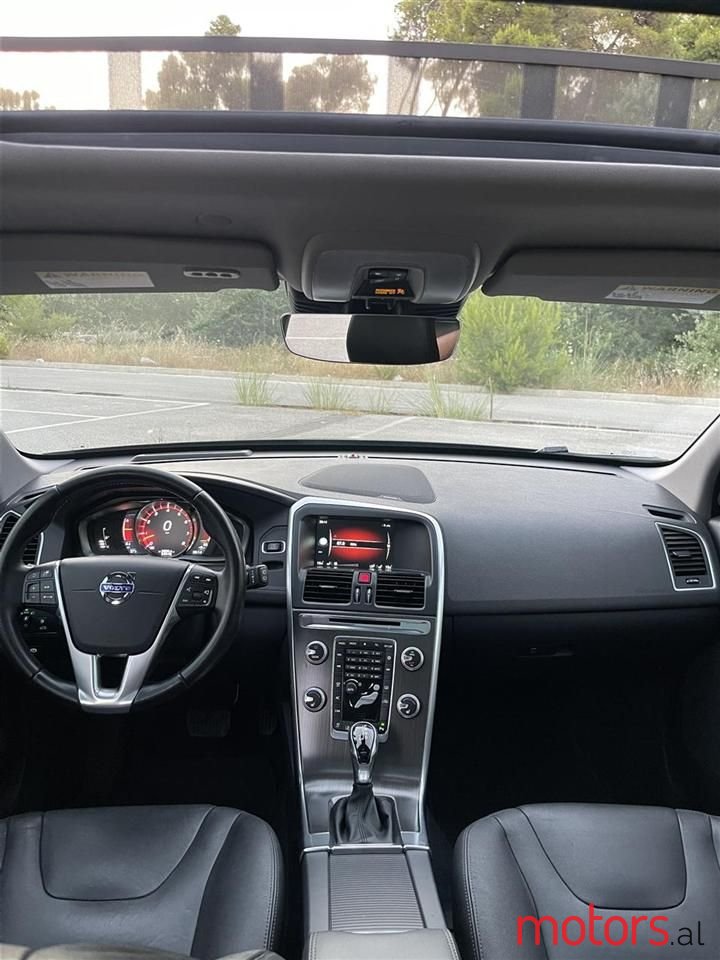 2016' Volvo Xc 60 photo #5