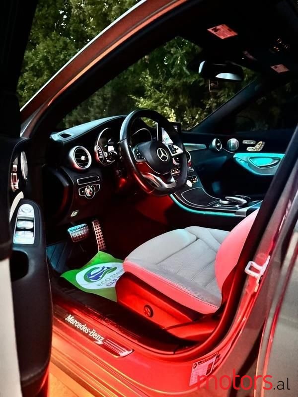 2015' Mercedes-Benz C 300 photo #5