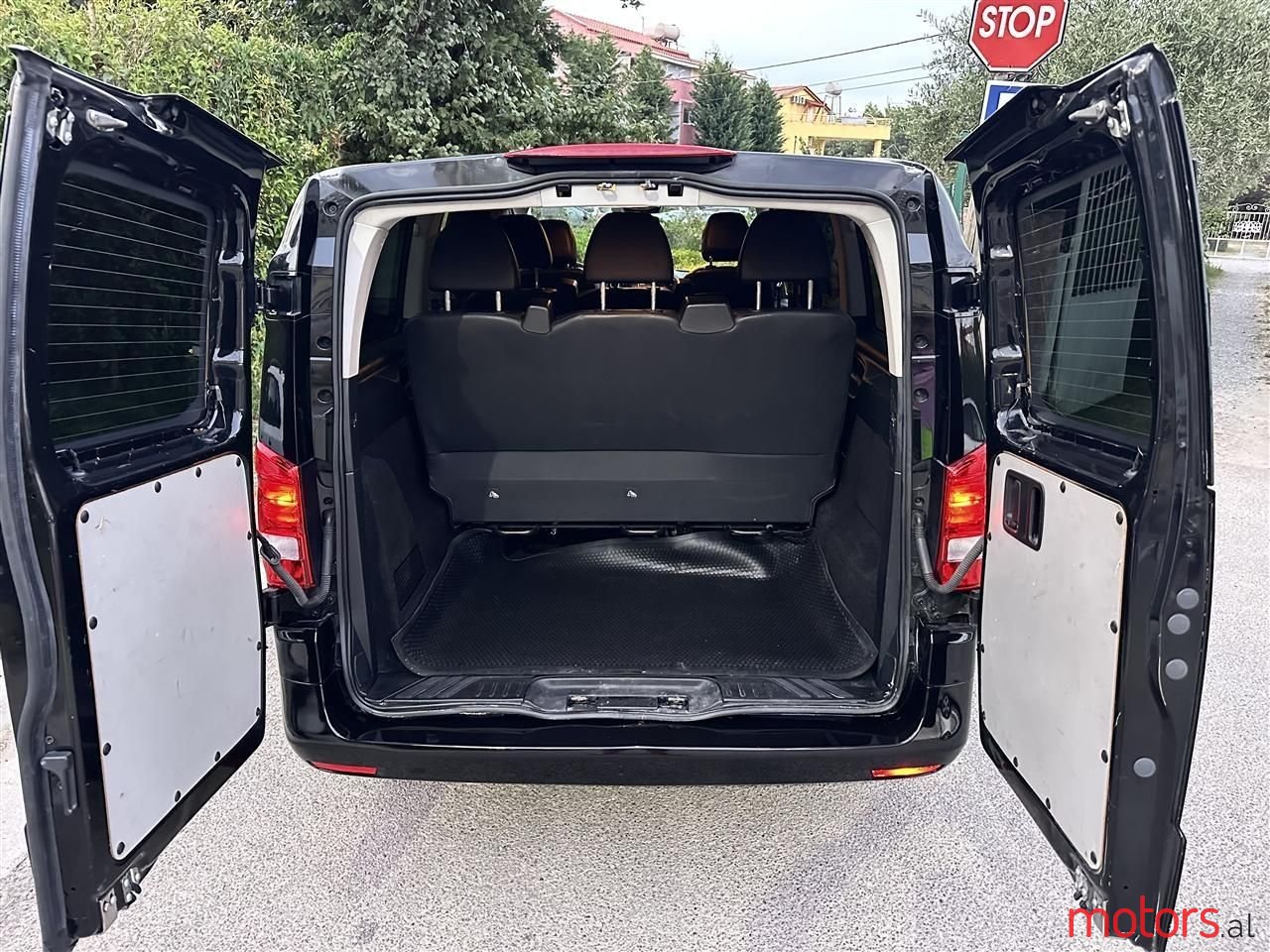 2018' Mercedes-Benz V 200 photo #2