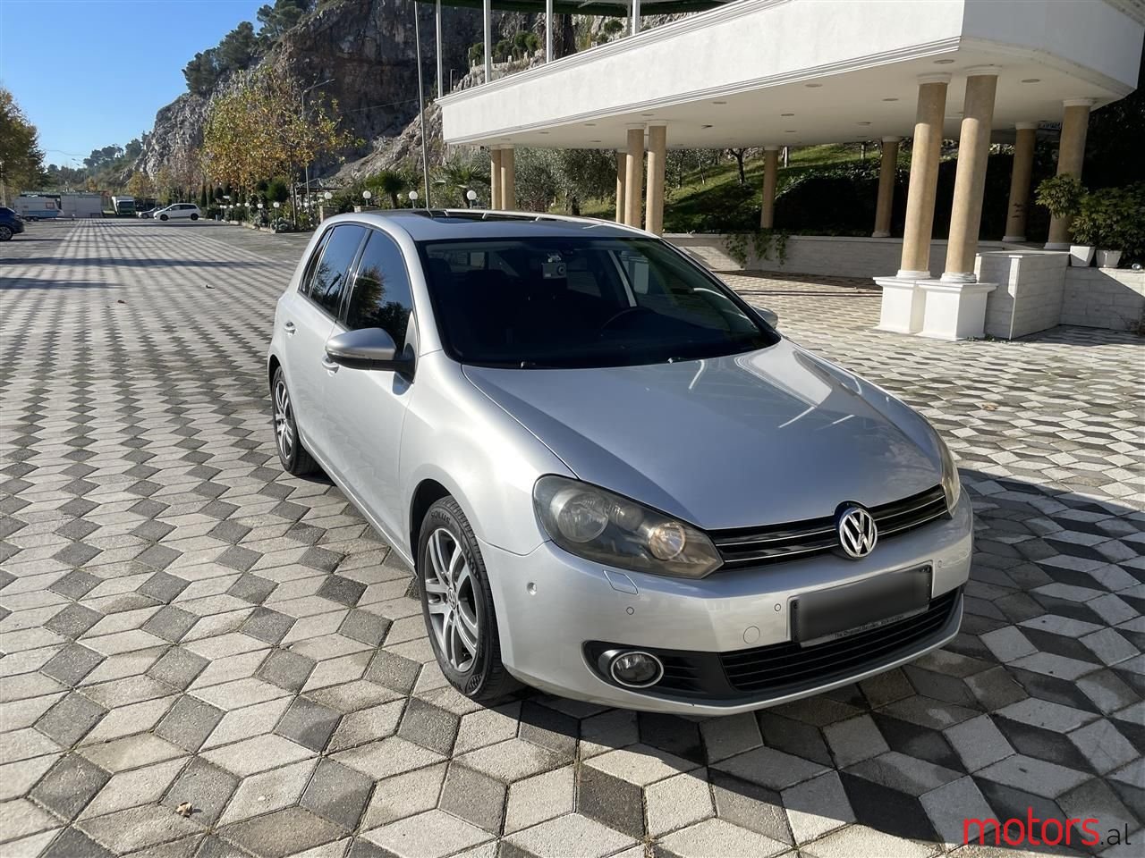 2012' Volkswagen Golf photo #1