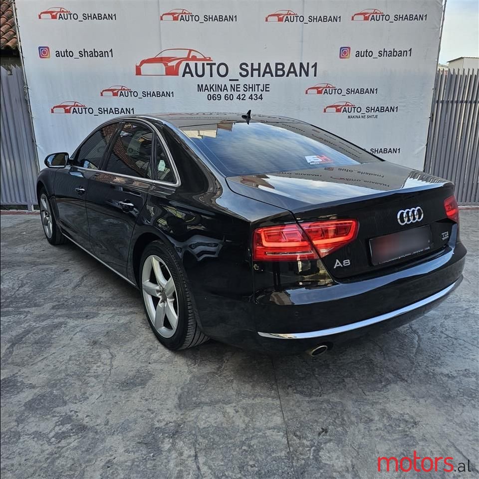 2012' Audi A8 photo #2