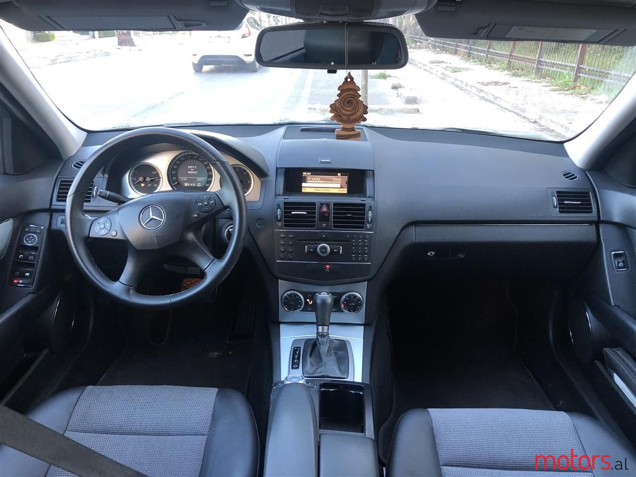 2009' Mercedes-Benz C 220 photo #6