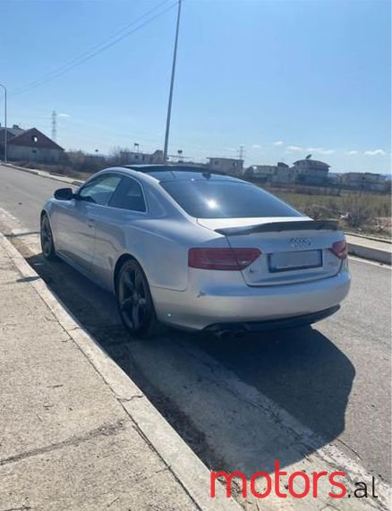 2010' Audi A5 photo #2