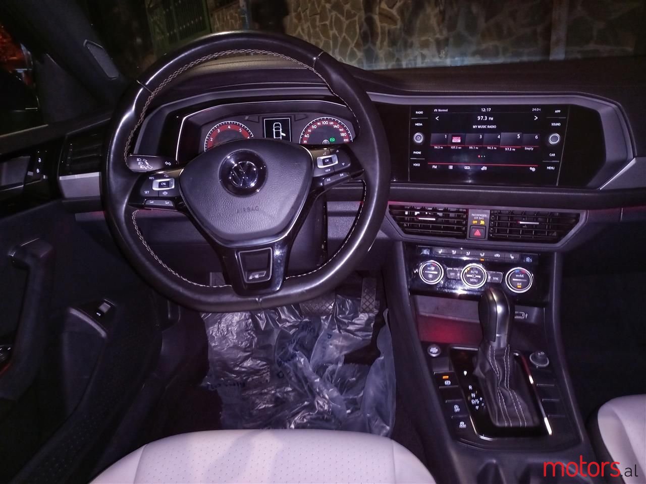 2019' Volkswagen Jetta photo #3