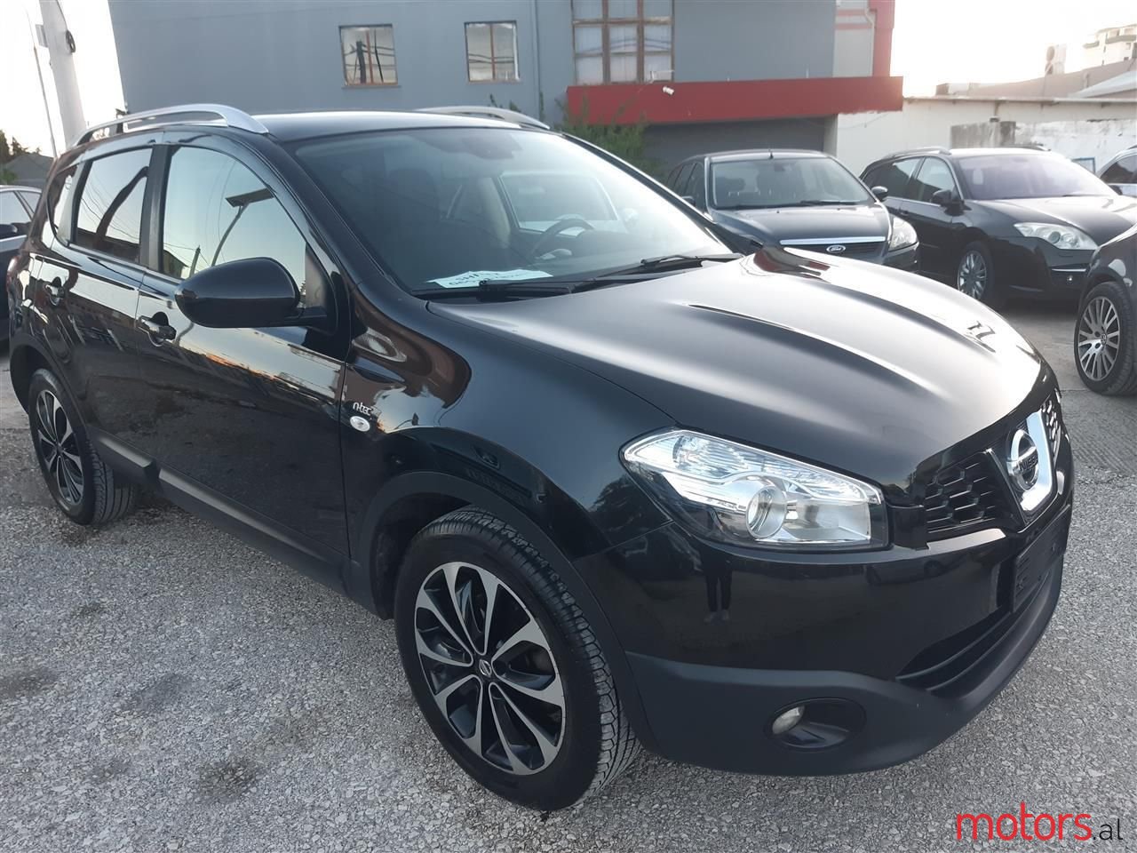 2011' Nissan Qashqai photo #1