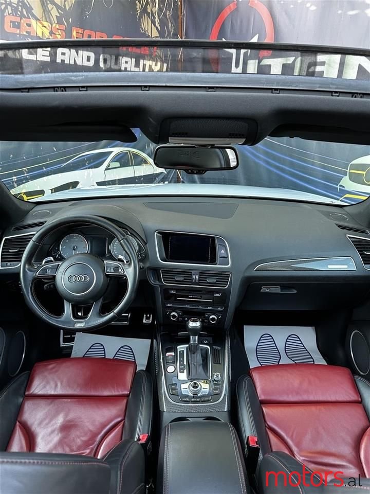 2014' Audi SQ5 photo #5