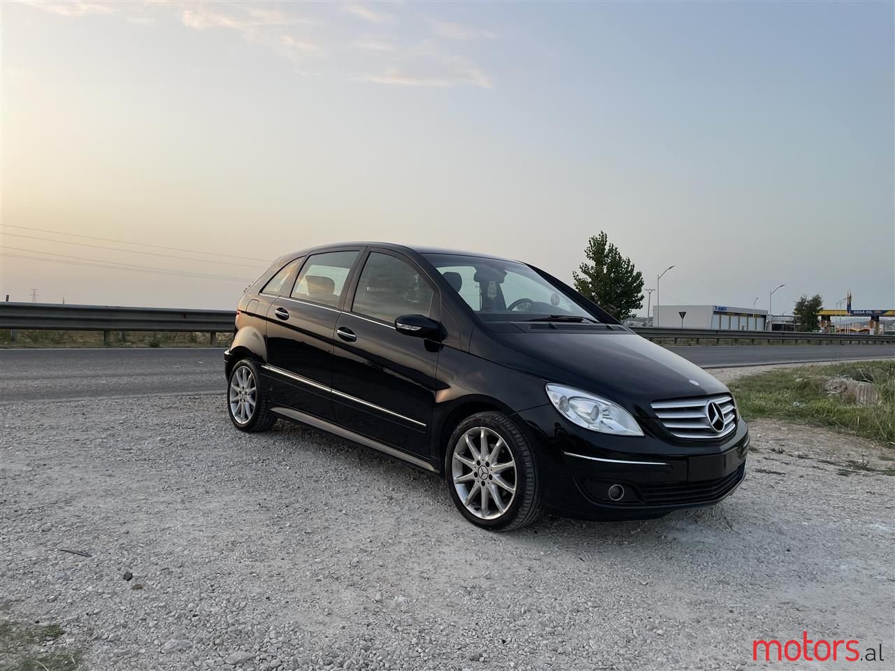 2007' Mercedes-Benz B 180 photo #1