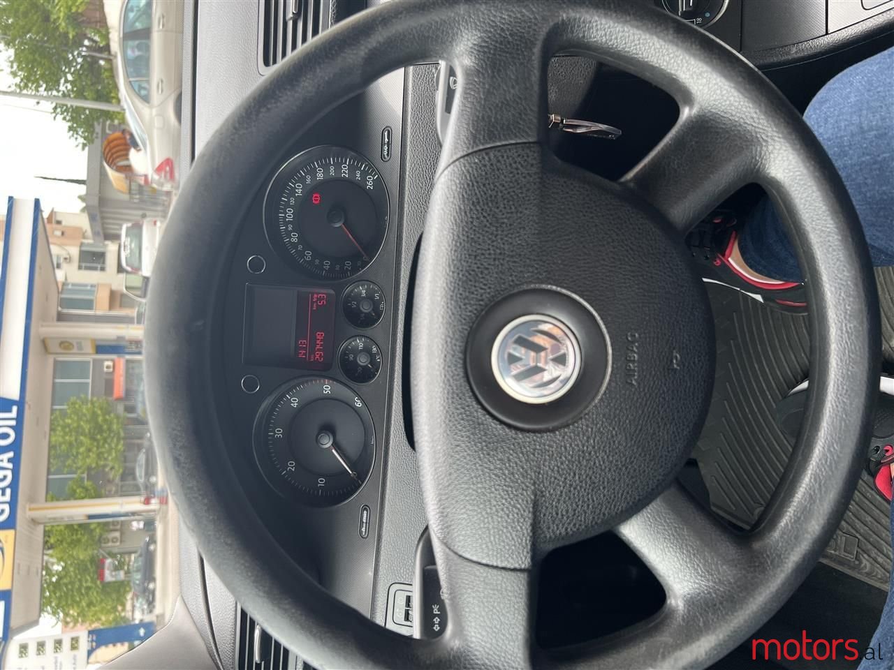 2006' Volkswagen Passat photo #6