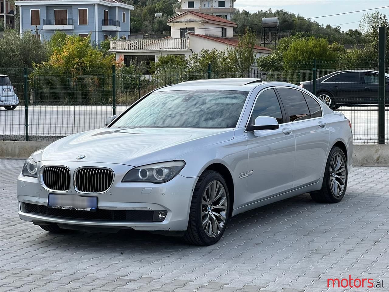 2010' BMW 740 photo #1