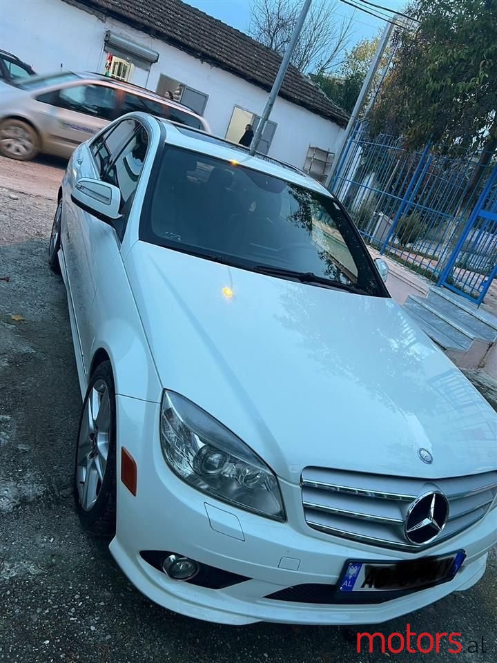 2010' Mercedes-Benz C 300 photo #3