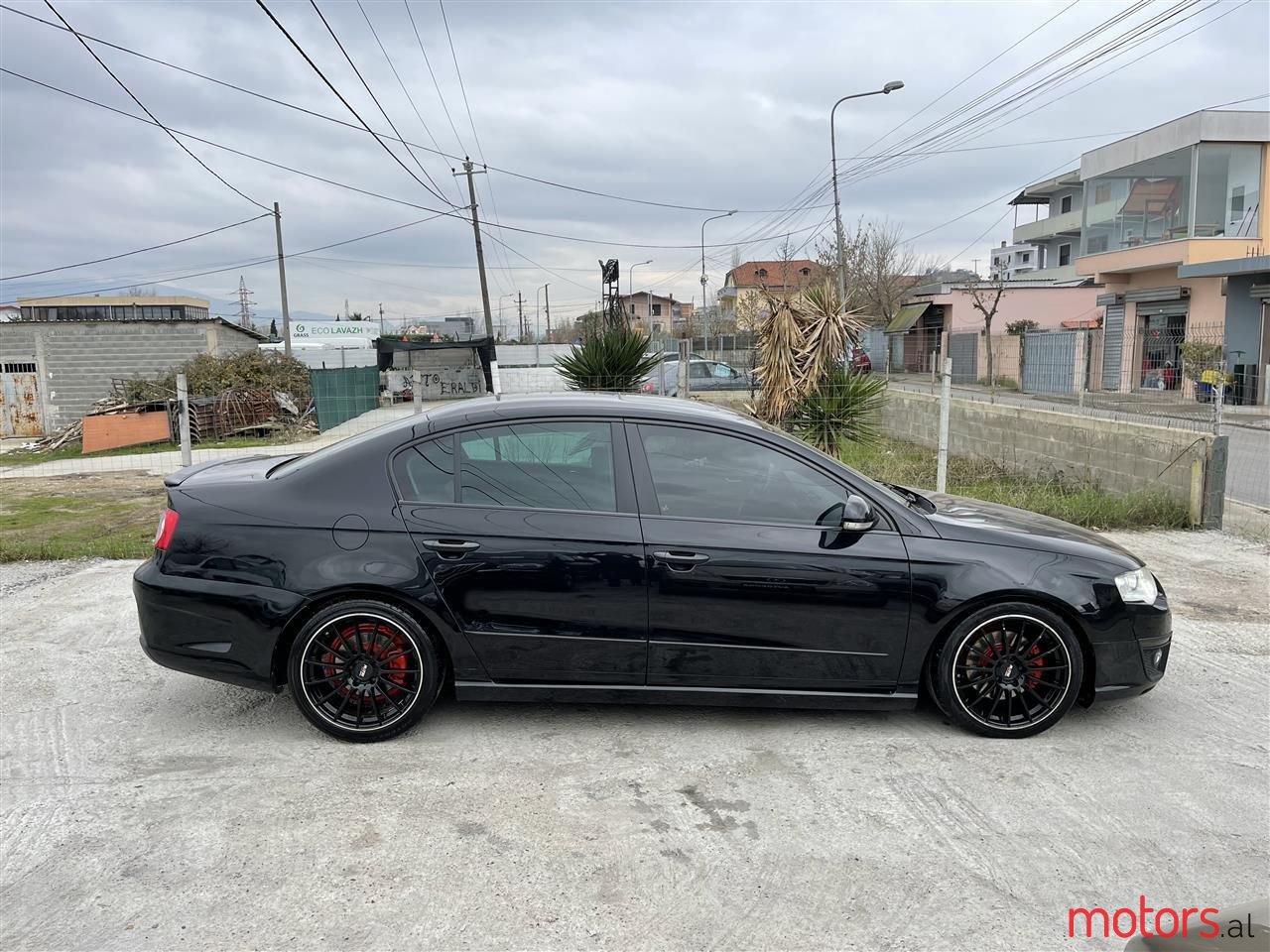 2006' Volkswagen Passat photo #4