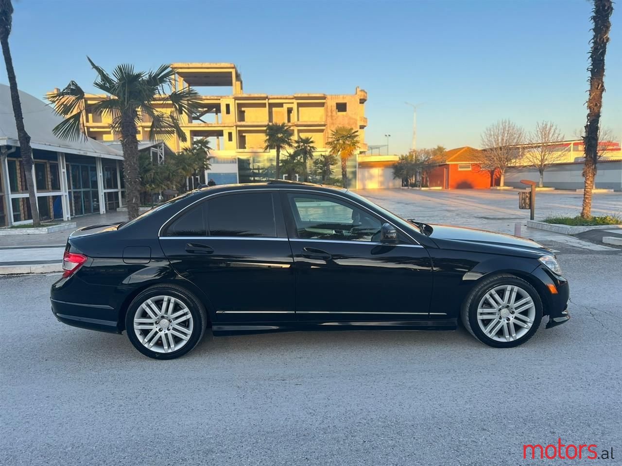 2009' Mercedes-Benz C 300 photo #6