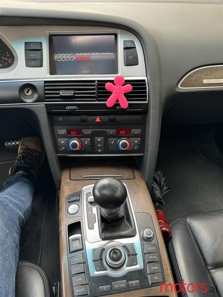 2011' Audi A6 photo #6