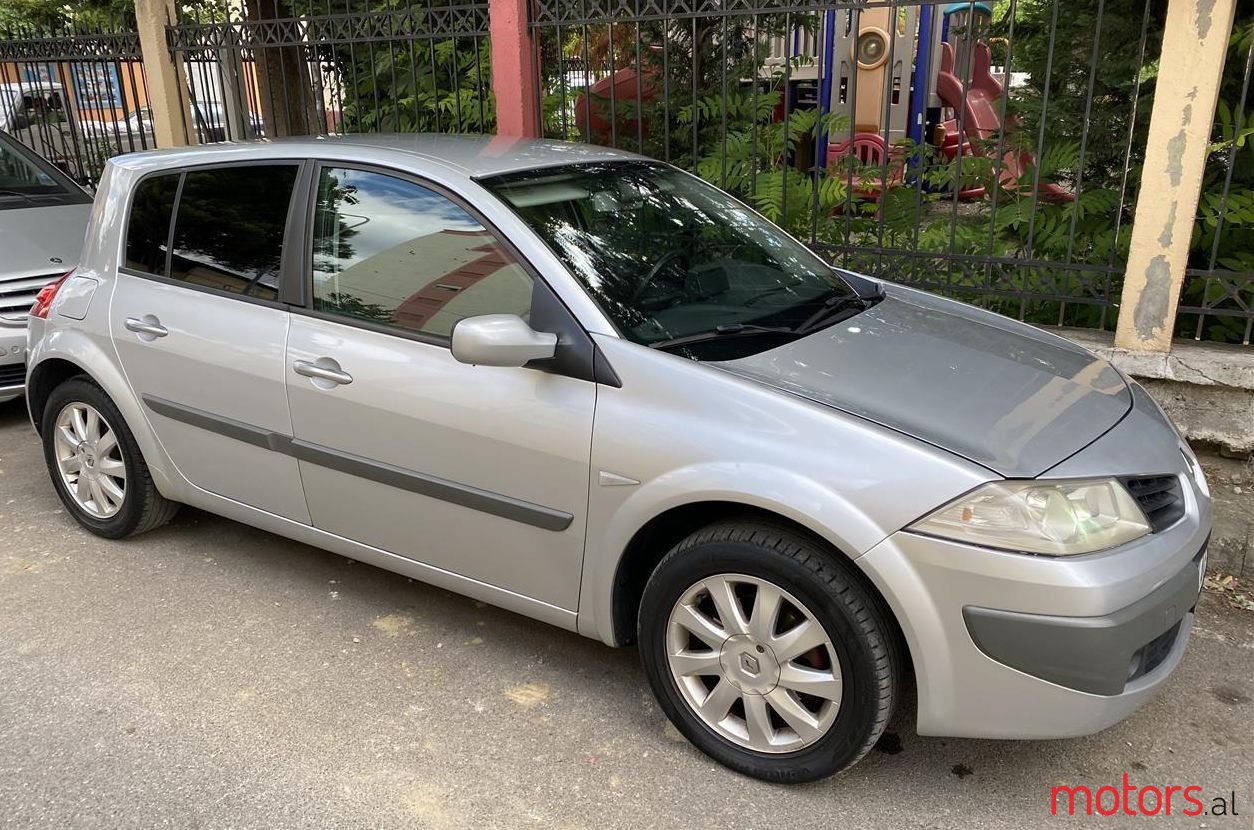 2007' Renault Megane photo #1