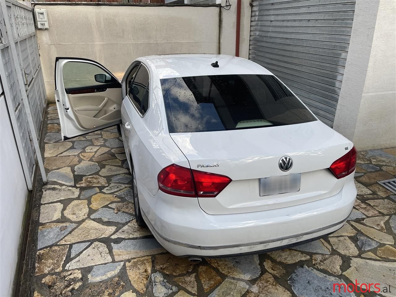2013' Volkswagen Passat photo #6