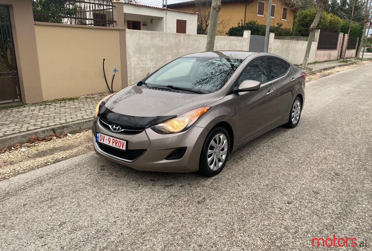 2013' Hyundai Elantra photo #1