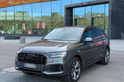 2020' Audi Q7
