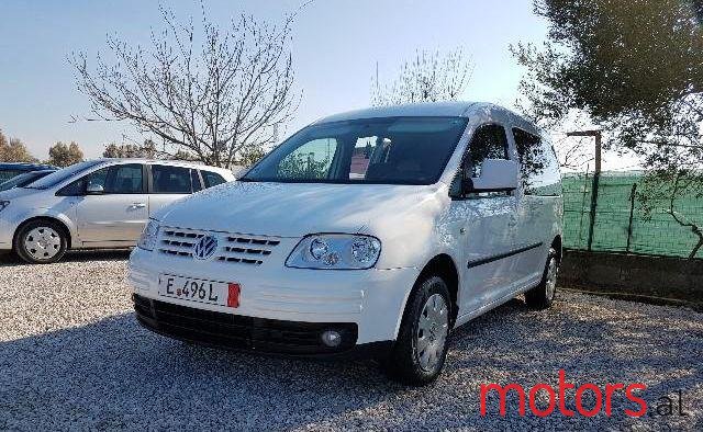 2010' Volkswagen Caddy photo #2