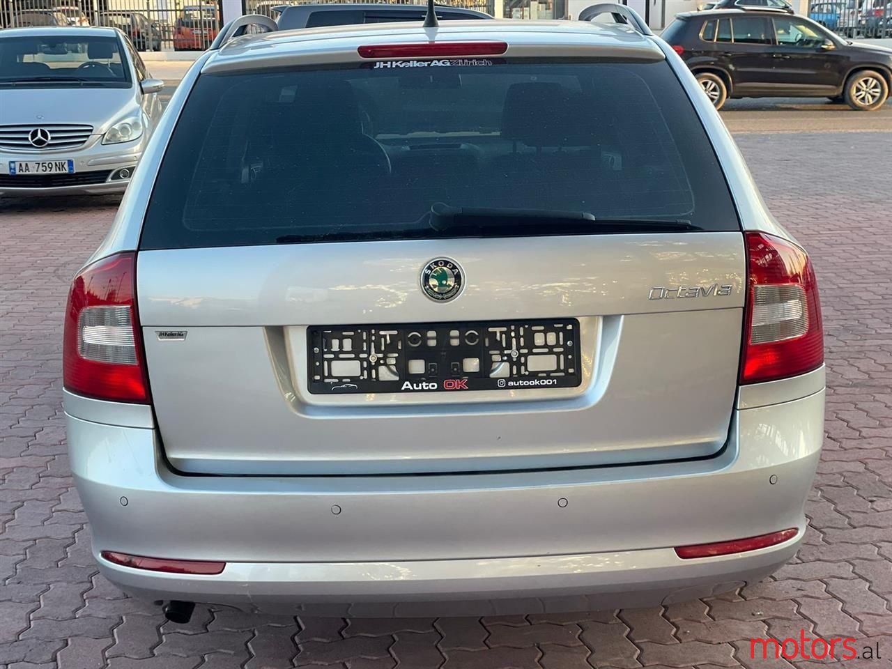 2011' Skoda Octavia photo #4