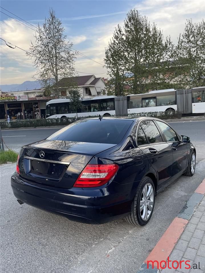 2012' Mercedes-Benz C 180 photo #3