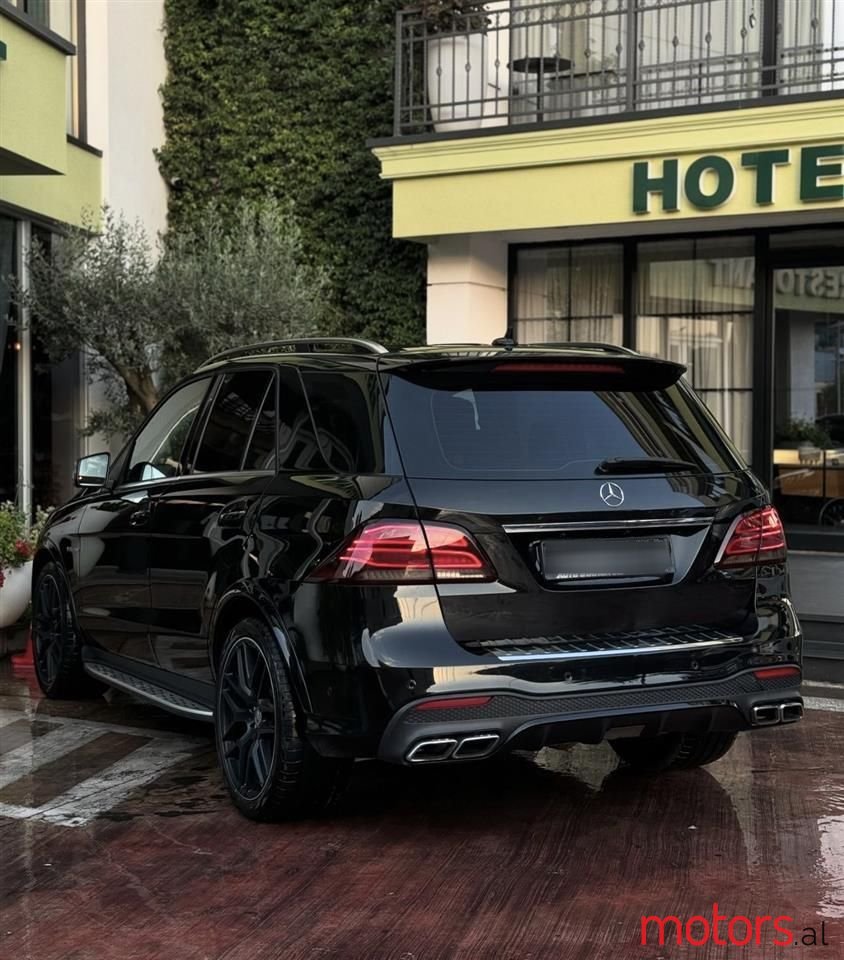 2017' Mercedes-Benz GLE 63 AMG photo #3