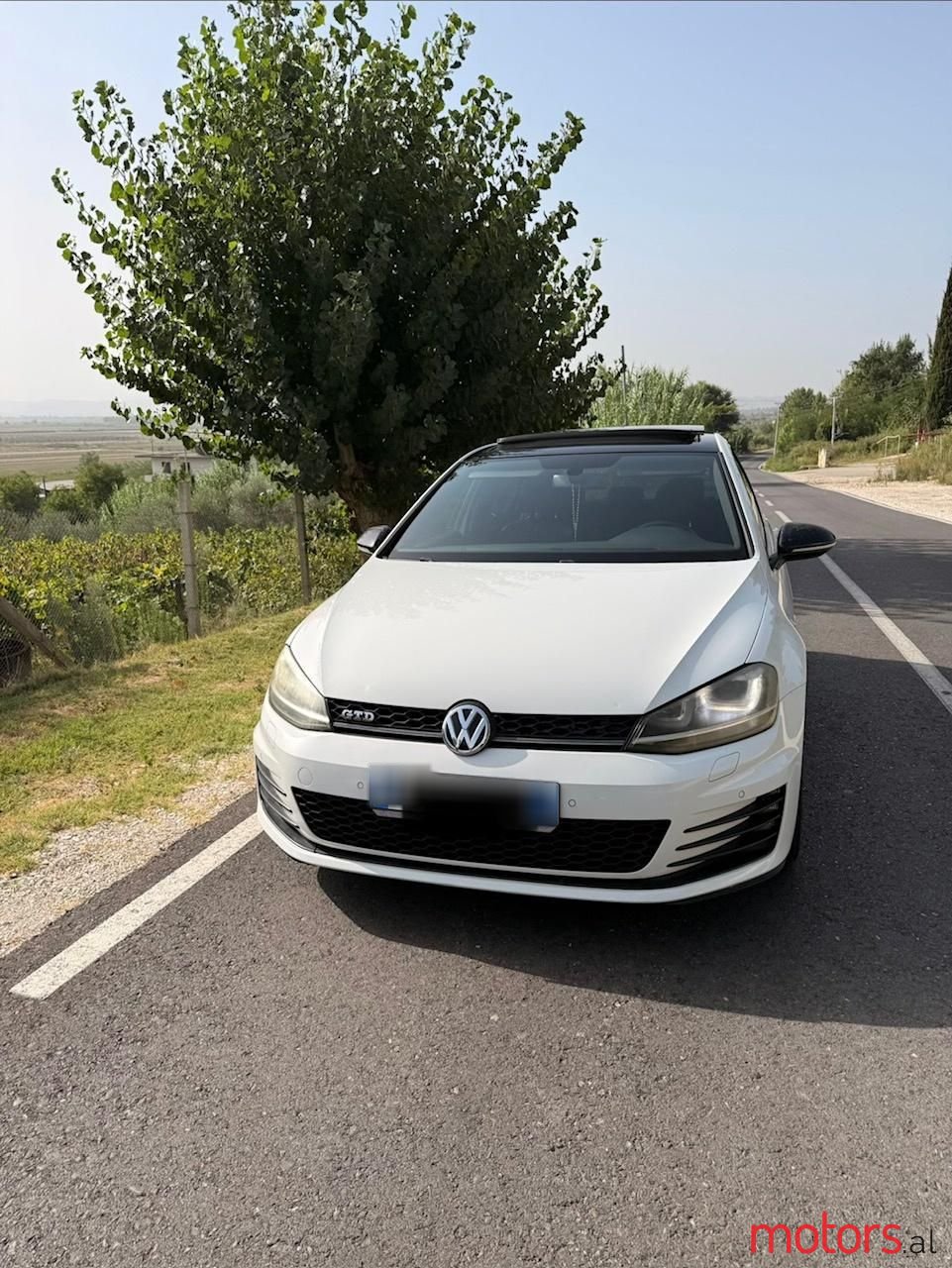2014' Volkswagen Golf photo #4