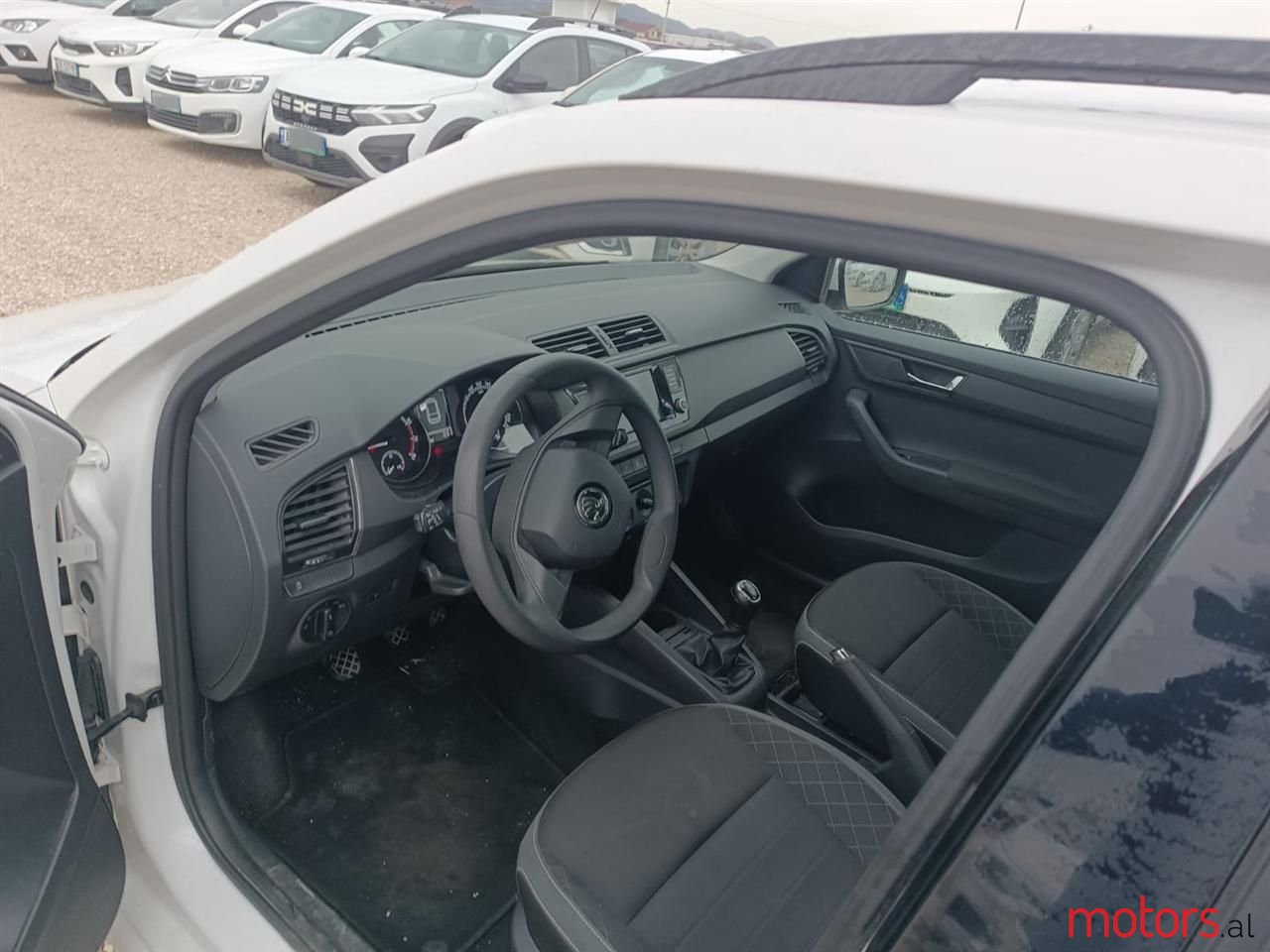 2019' SEAT Arona photo #3