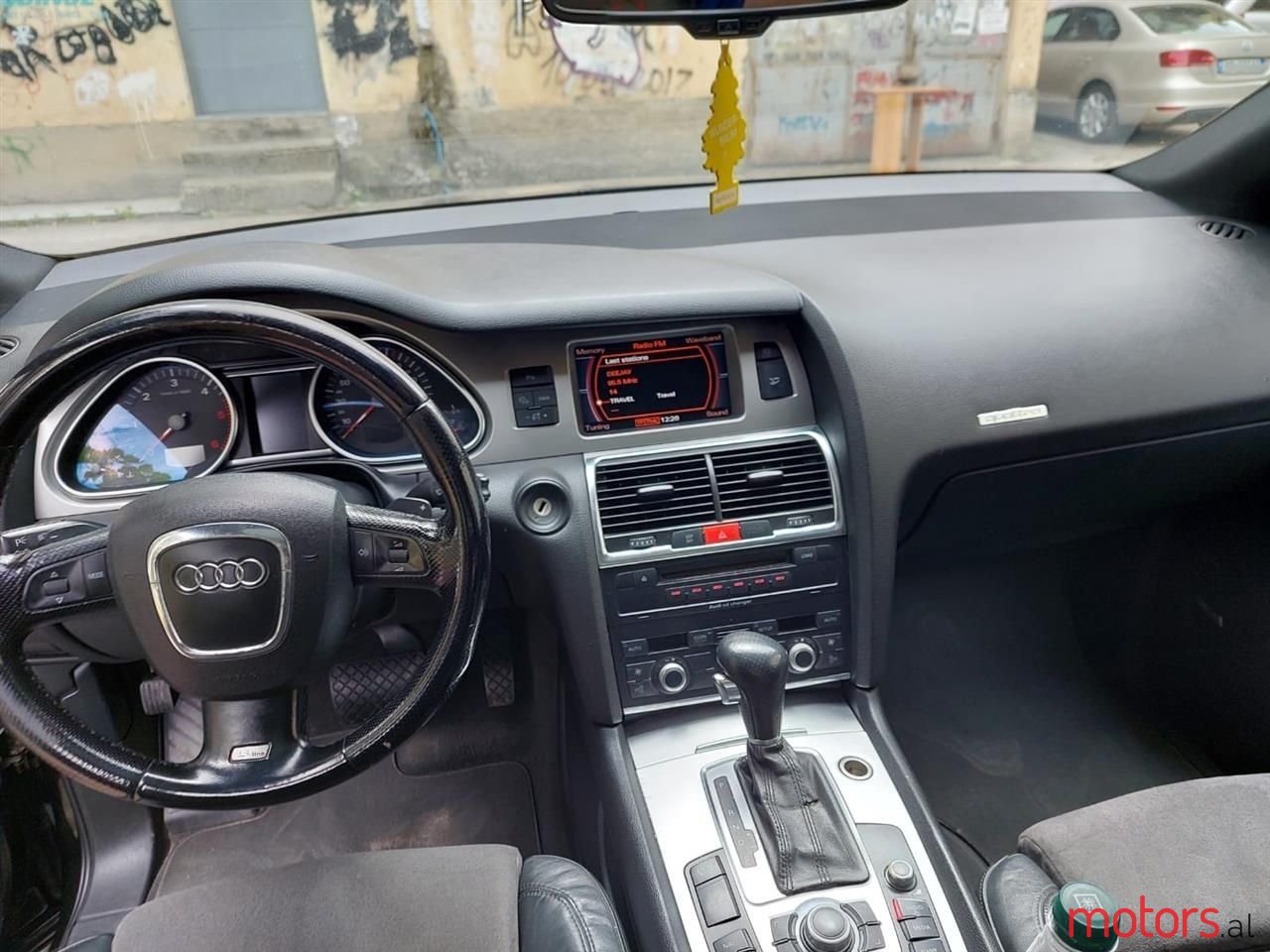 2007' Audi Q7 photo #3
