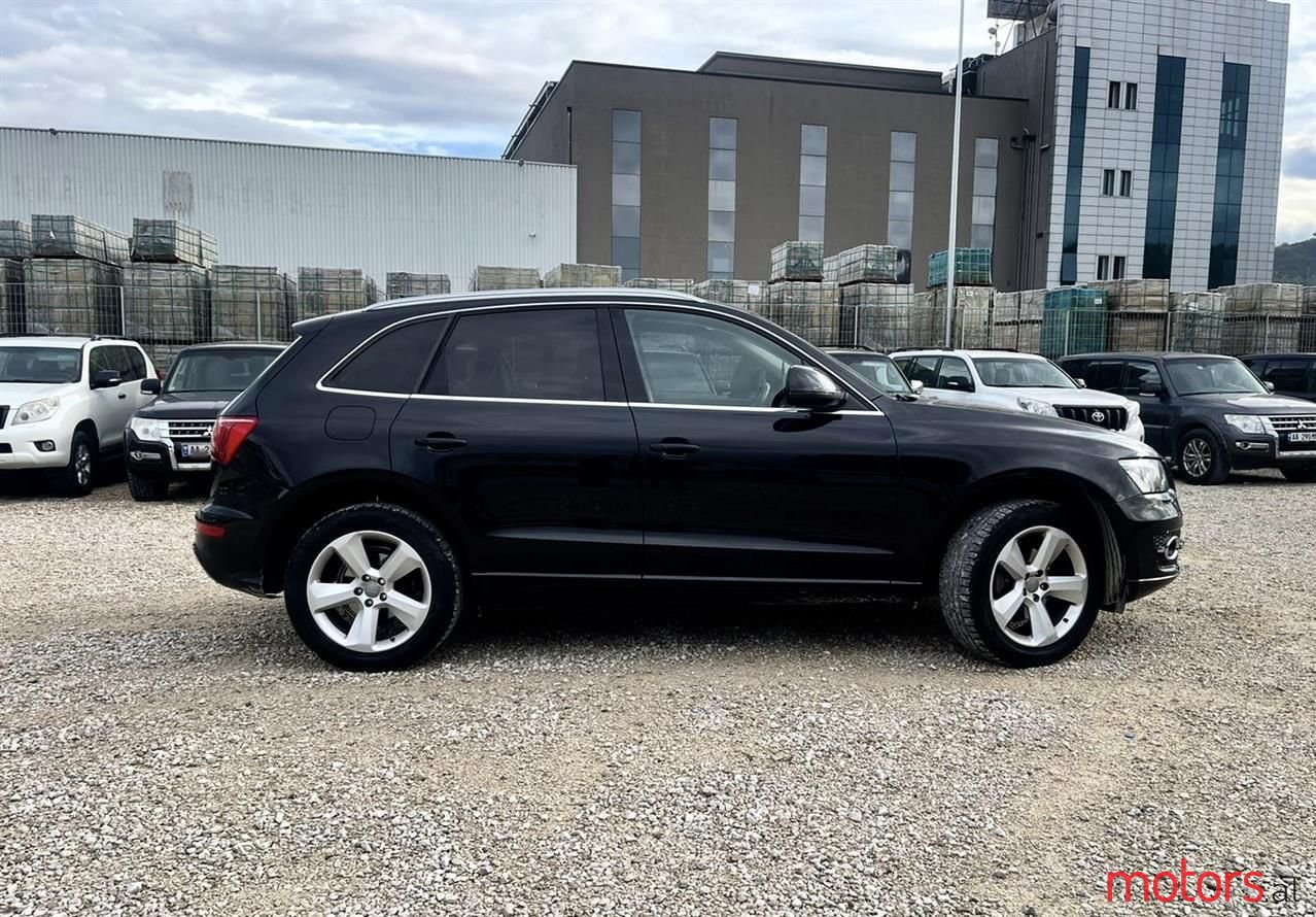 2009' Audi Q5 photo #6