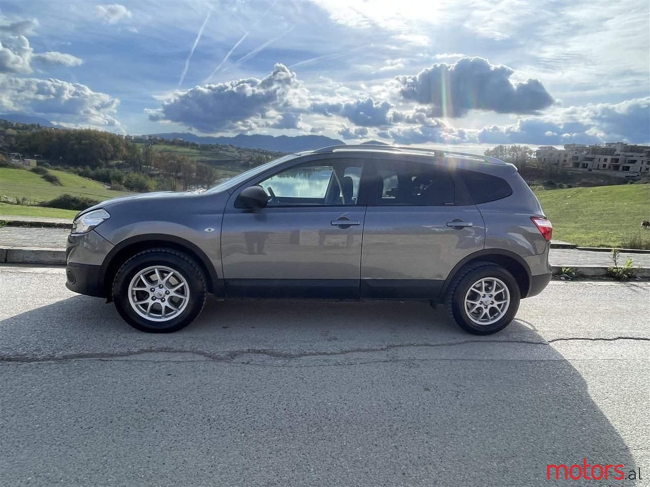 2013' Nissan Qashqai photo #1